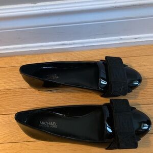 New Michael Kors Ames Black Patent Leather Flat with Monogram Logo Bow